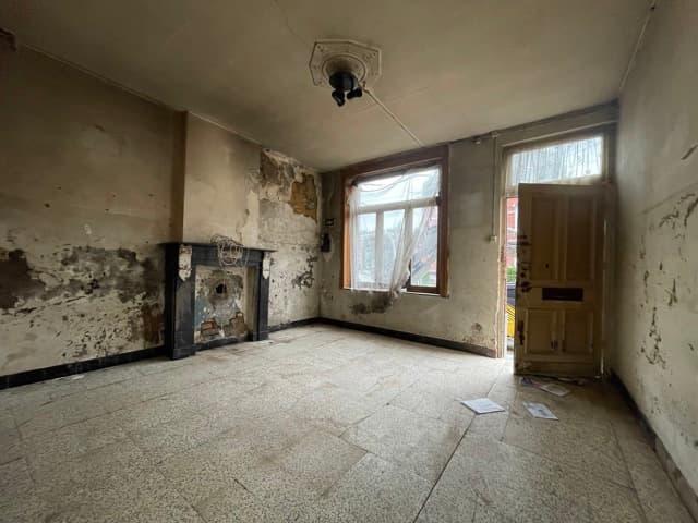 Maison à vendre à Jemeppe-sur-Sambre Moustier-sur-Sambre, photo 3 sur 25