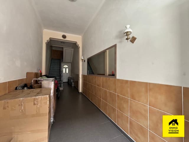 Maison à vendre à Châtelet, photo 2 sur 25