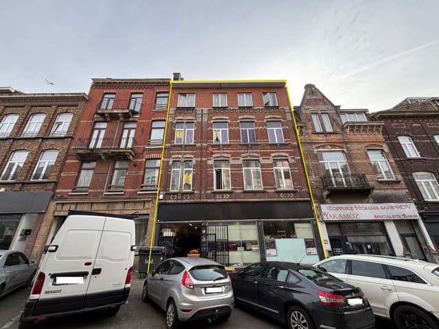 Immeuble de rapport à vendre à Charleroi, photo 1 sur 25