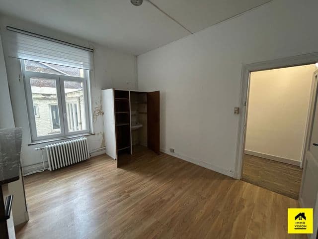 Bureau à louer à Charleroi, photo 2 sur 7