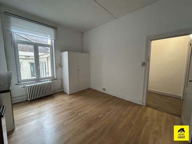 Bureau à louer à Charleroi, photo 1 sur 7