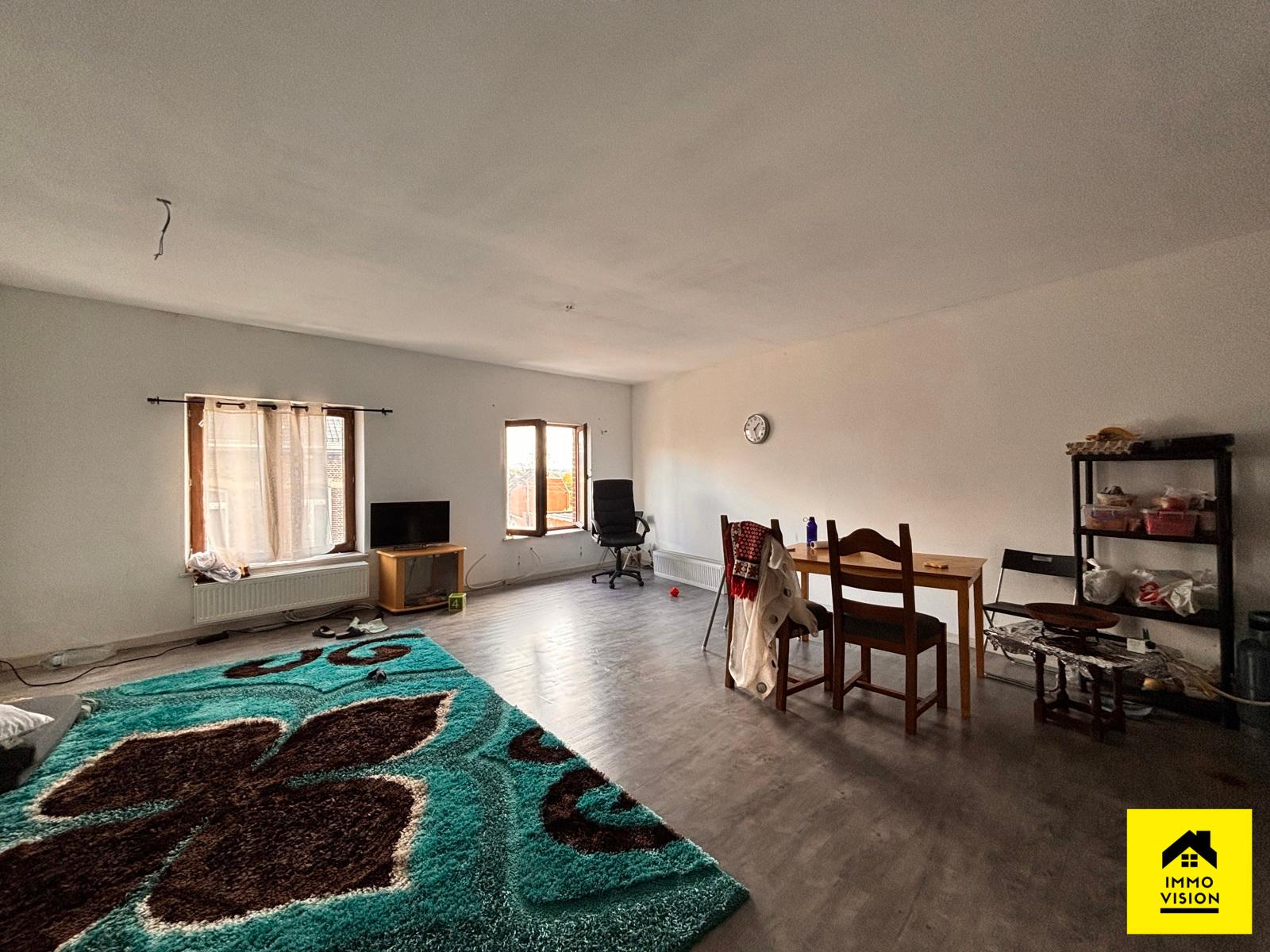 Jumet - immeuble mixte avec commerce et logements, photo 8 sur 22