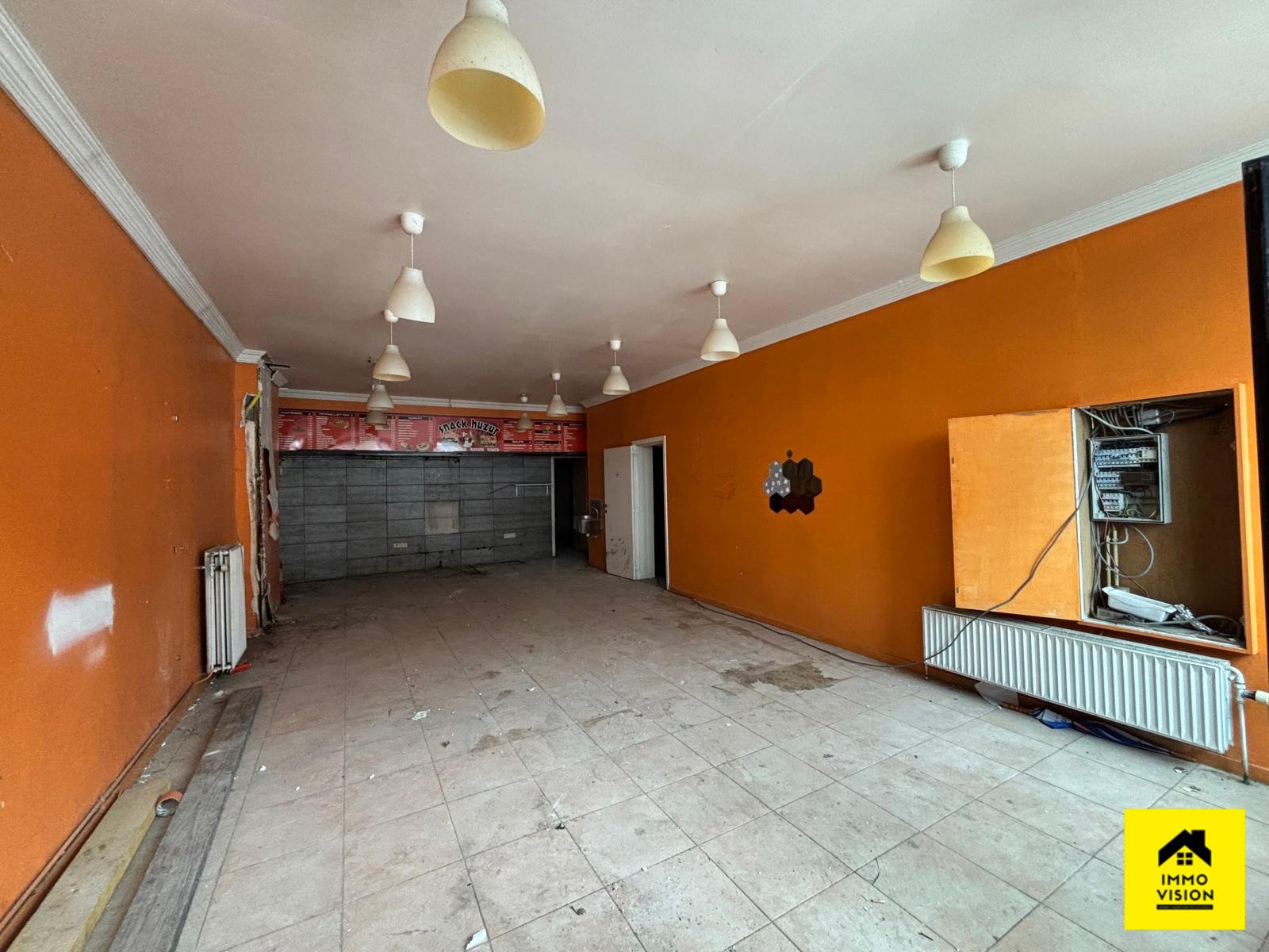 Jumet - immeuble mixte avec commerce et logements, photo 5 sur 22