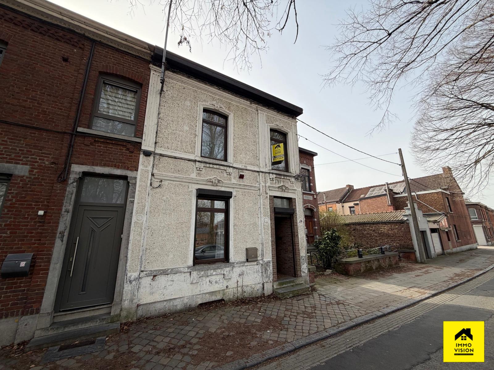 Maison a renover 2 chambres avec jardin, photo 2 sur 20