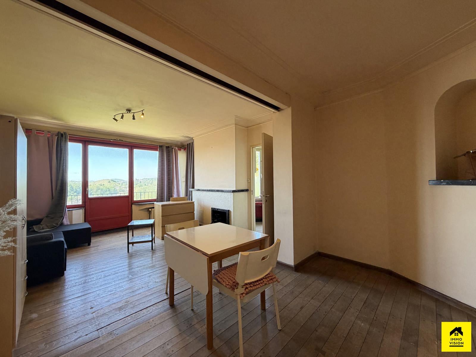 Studio lumineux 8eme etage, photo 7 sur 18