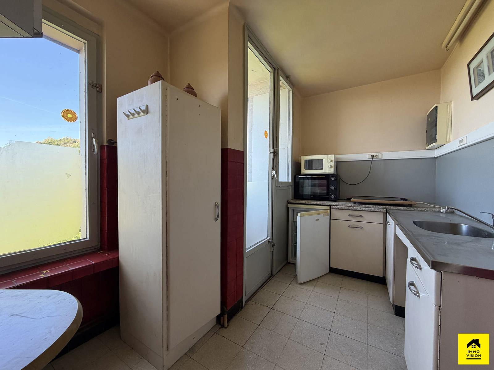Studio lumineux 8eme etage, photo 10 sur 18