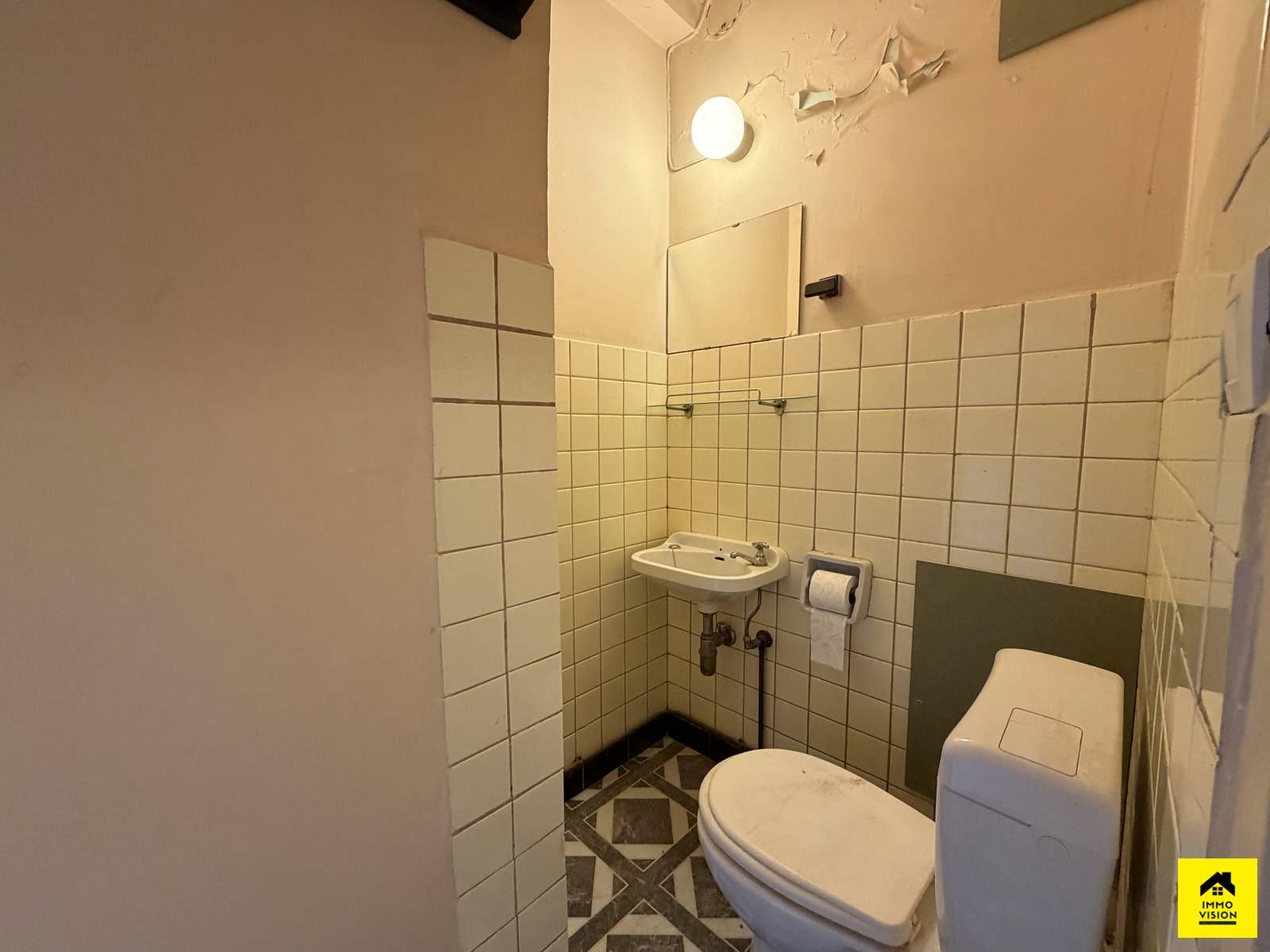 Studio lumineux 8eme etage, photo 12 sur 18