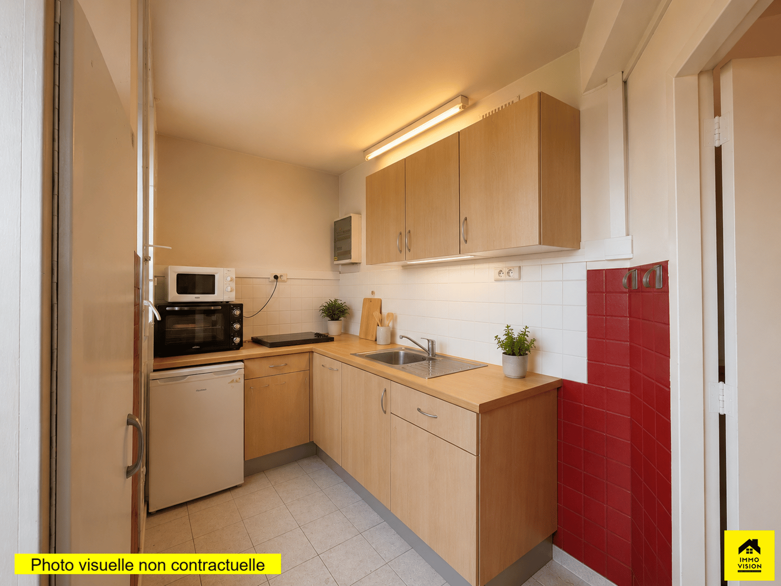 Studio lumineux 8eme etage, photo 9 sur 18