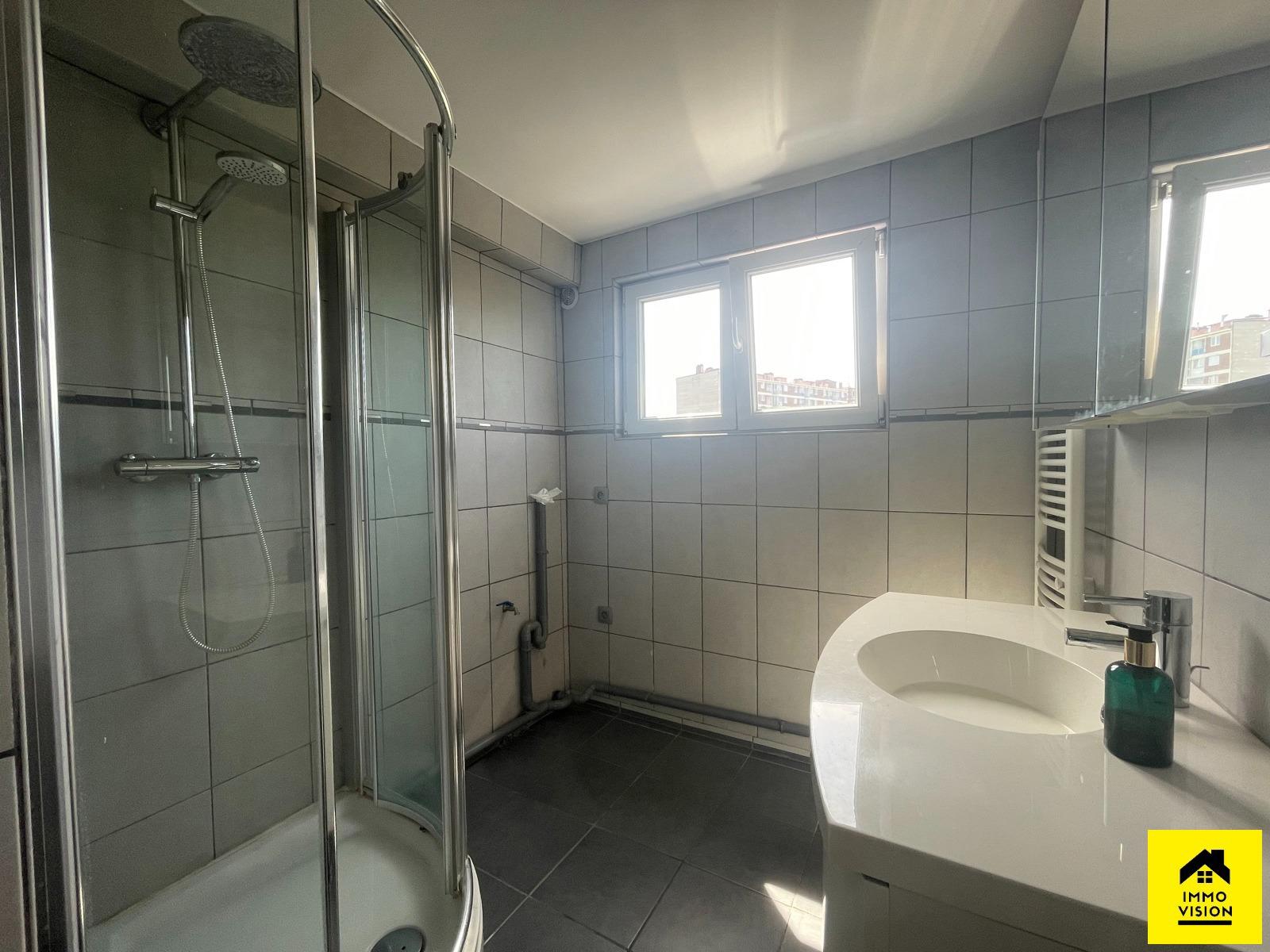 Appartement 2 chambres avec ascenceur, photo 9 sur 25