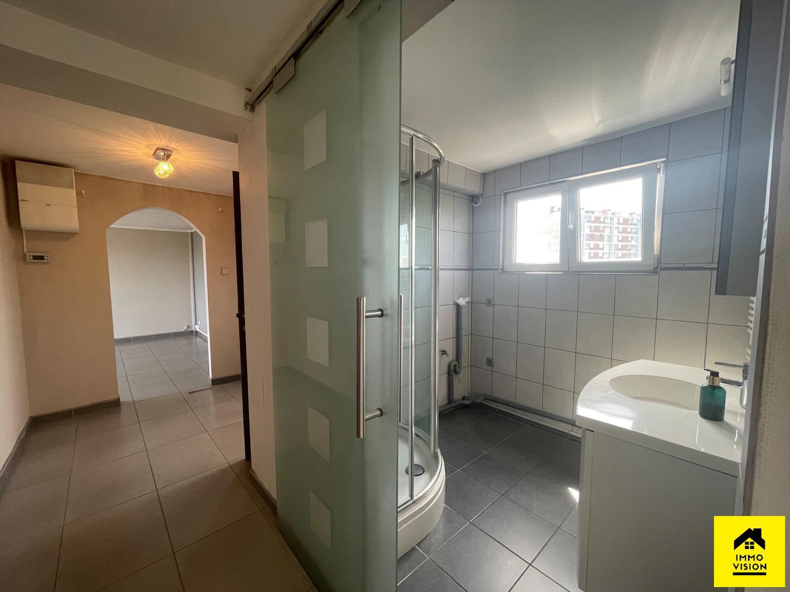 Appartement 2 chambres avec ascenceur, photo 8 sur 25
