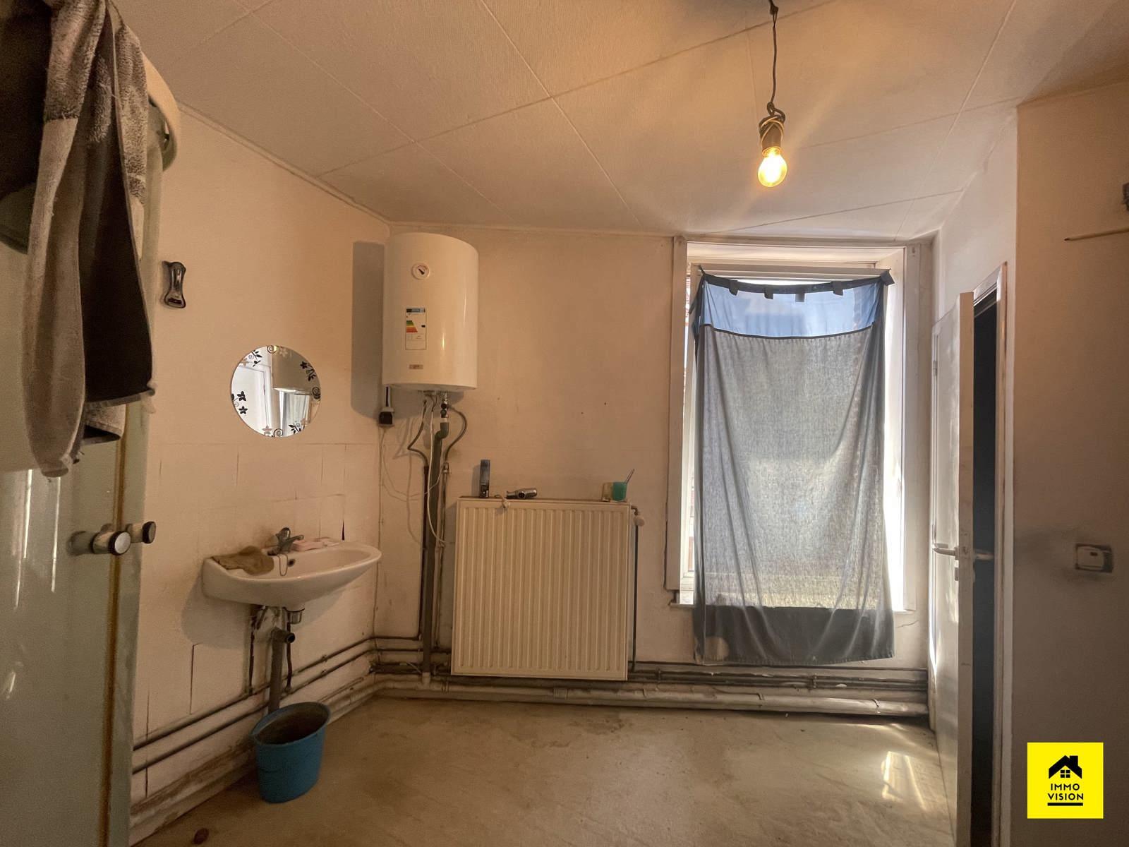 Maison de commerce - bureau + appartement, photo 34 sur 41