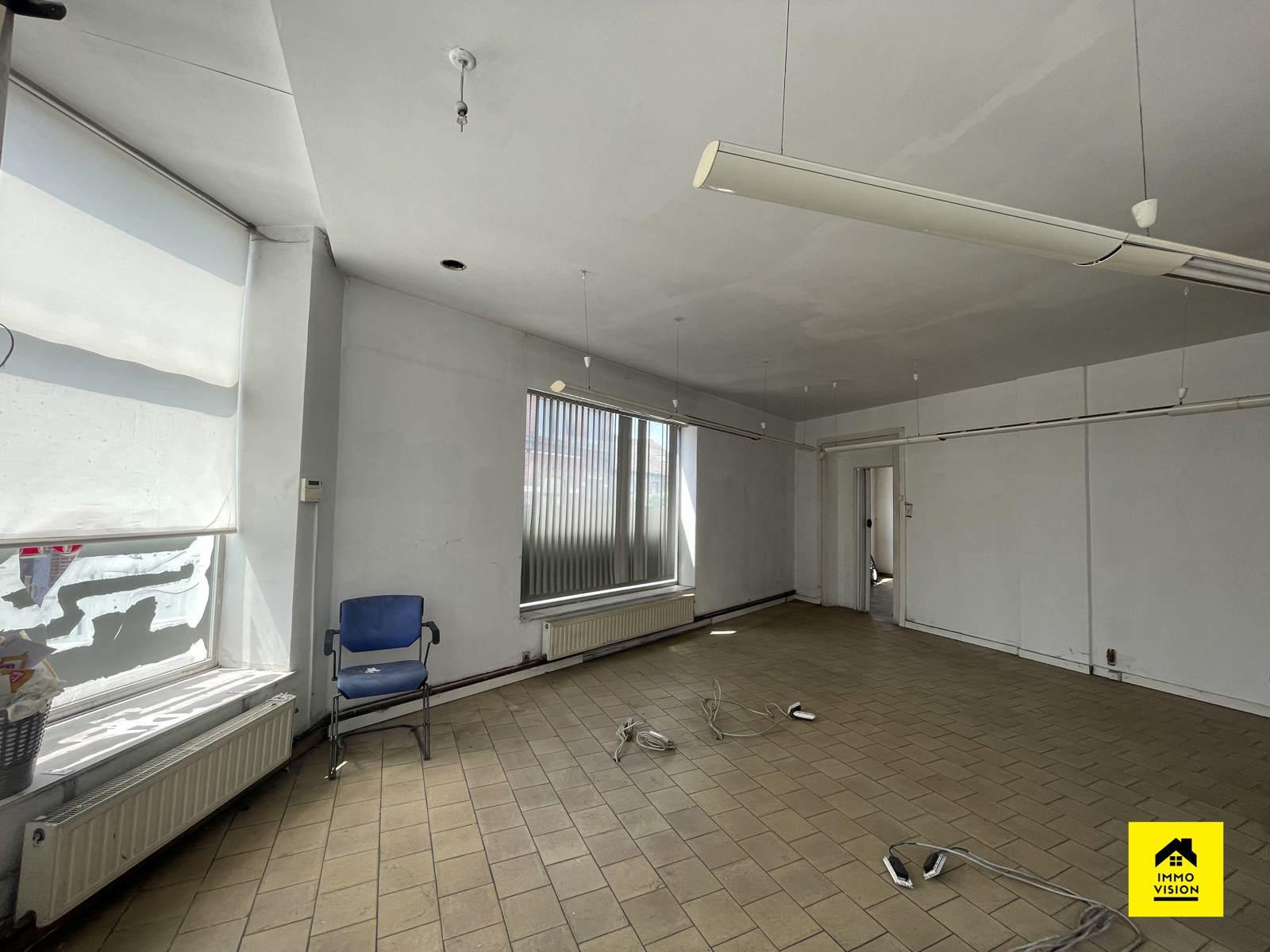 Maison de commerce - bureau + appartement, photo 8 sur 41