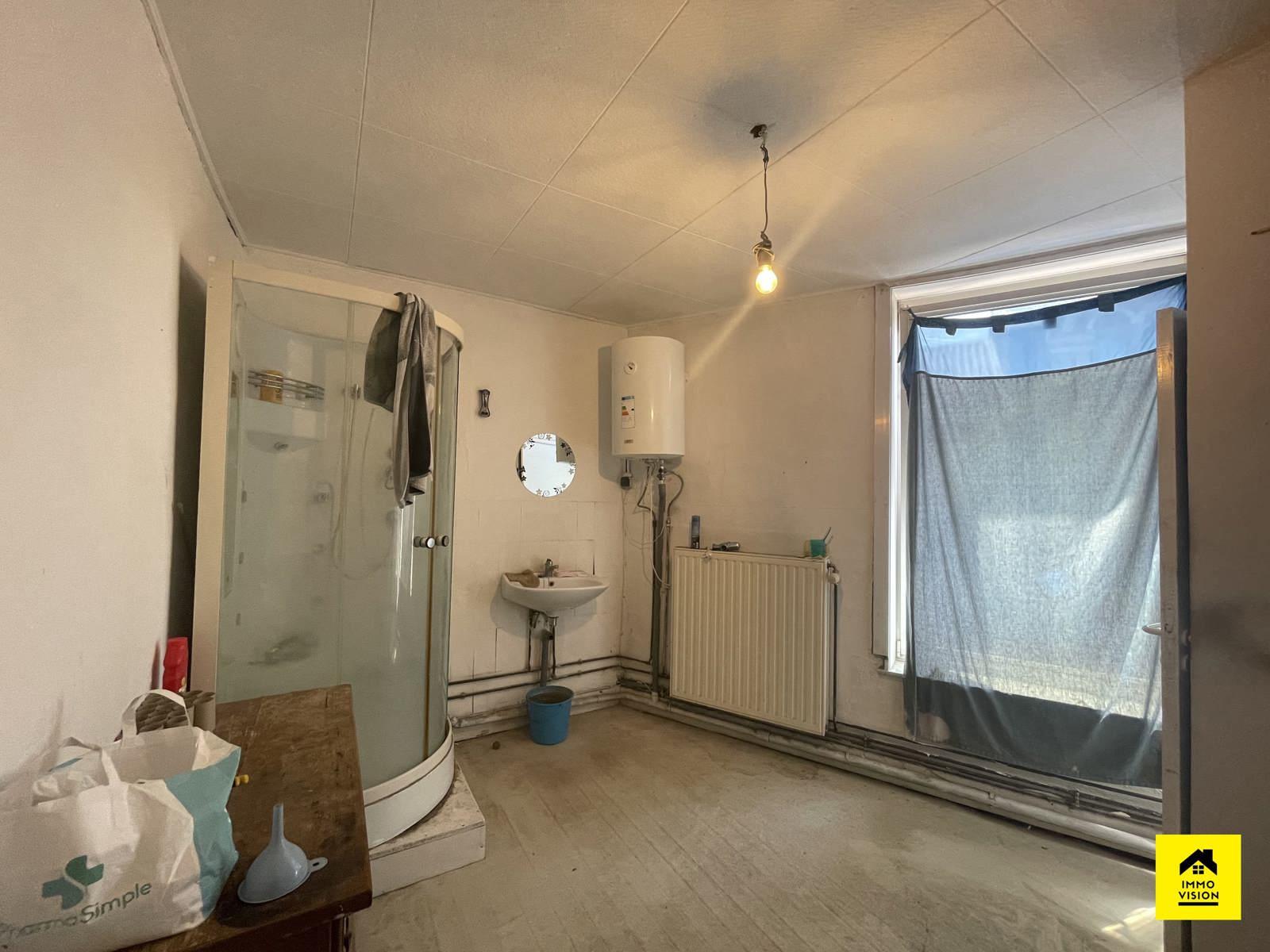 Maison de commerce - bureau + appartement, photo 33 sur 41