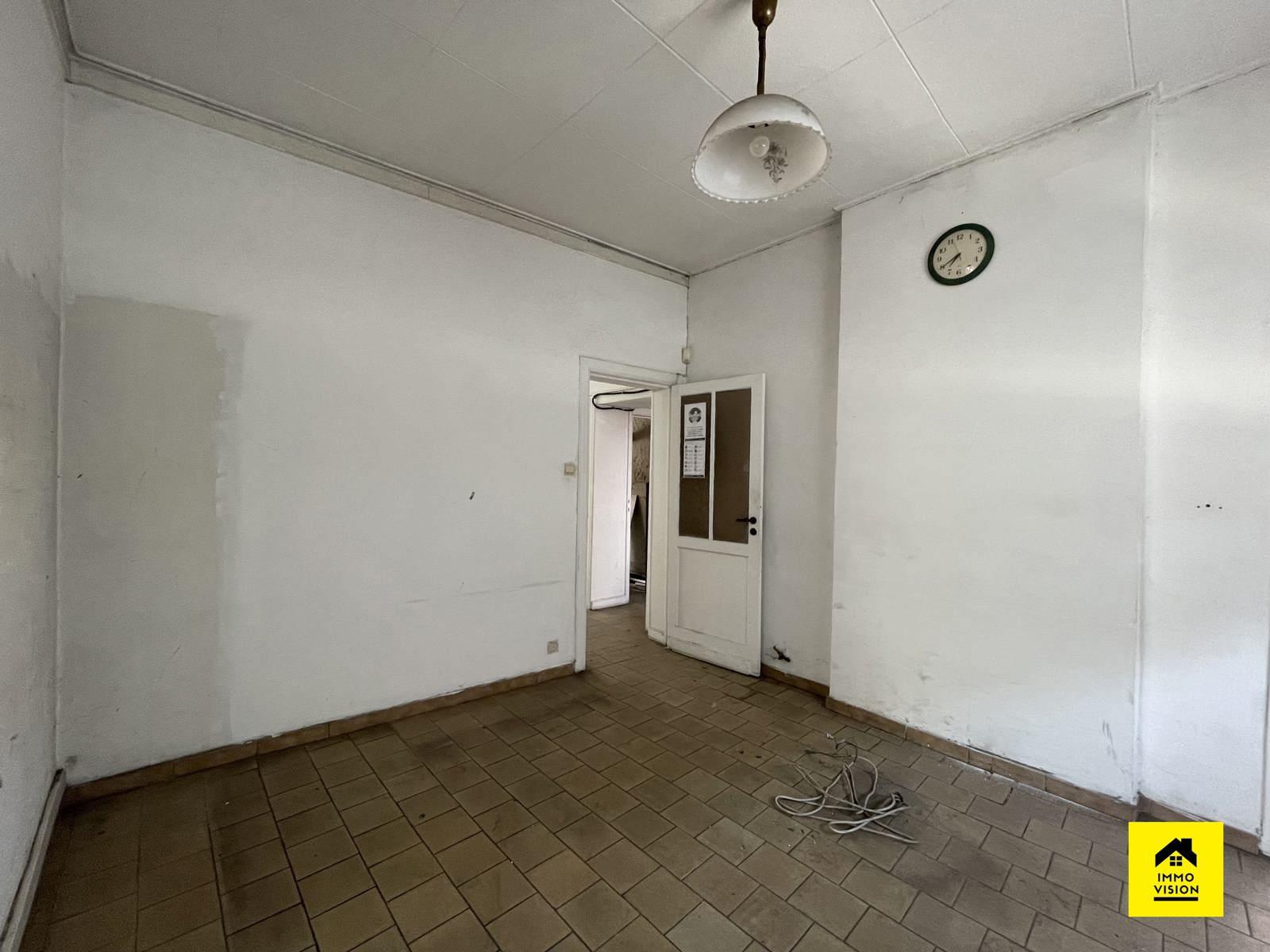 Maison de commerce - bureau + appartement, photo 13 sur 41