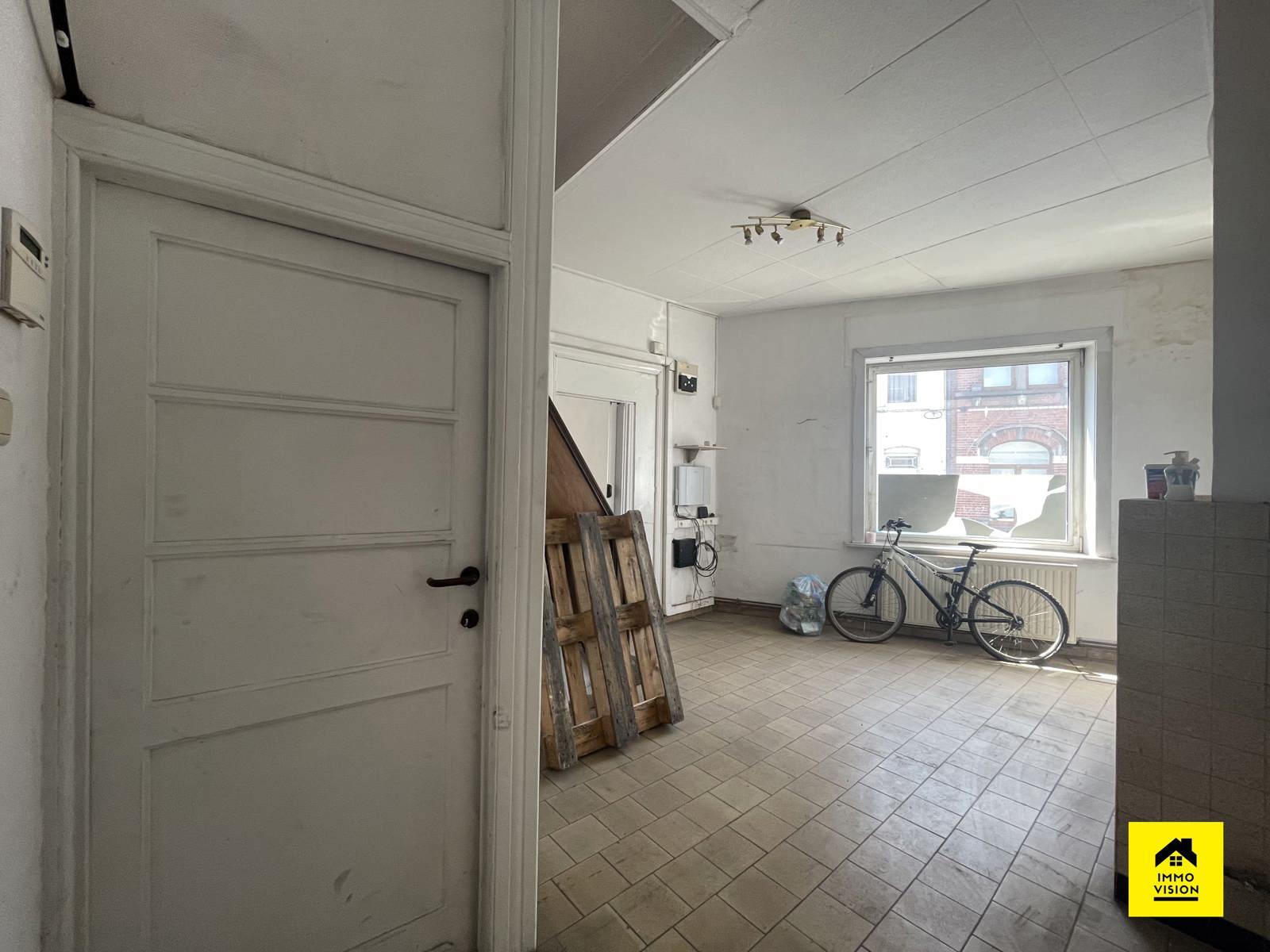 Maison de commerce - bureau + appartement, photo 22 sur 41