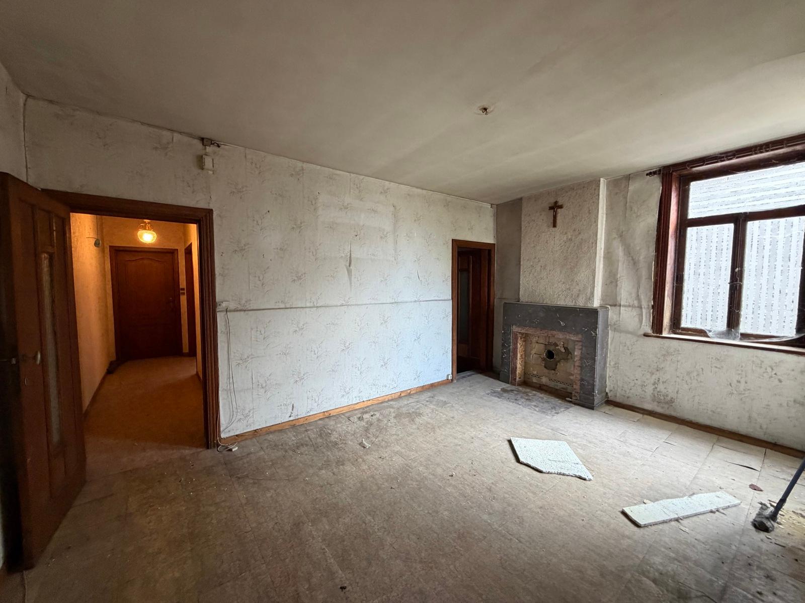 Lot de 2 maisons avec 2 garages a renover, photo 5 sur 12
