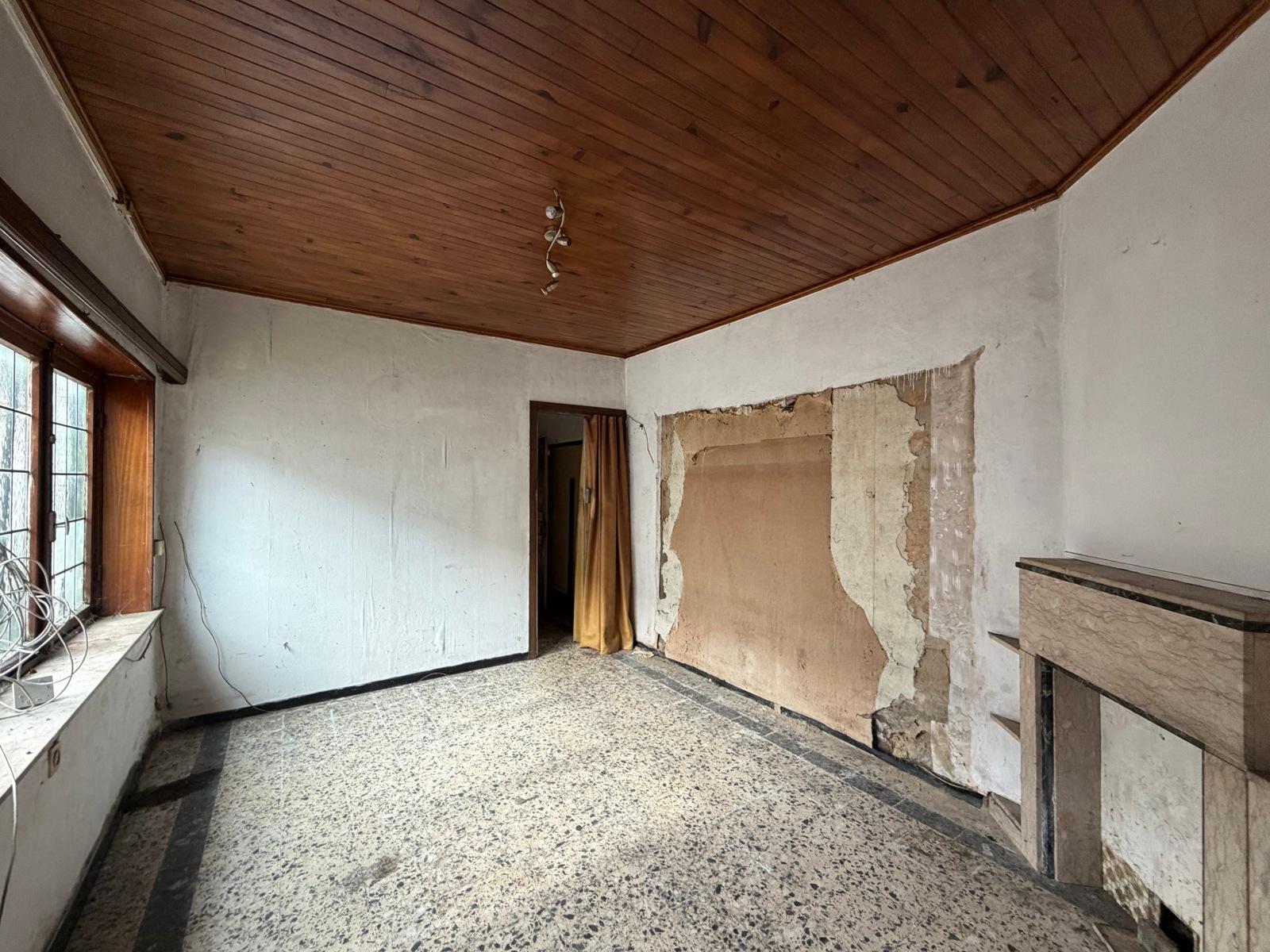 Lot de 2 maisons avec 2 garages a renover, photo 8 sur 12