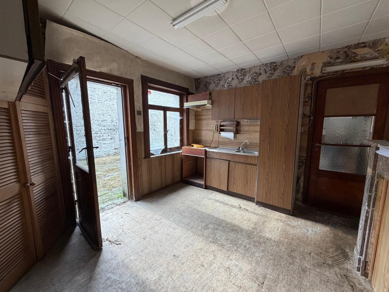 Lot de 2 maisons avec 2 garages a renover, photo 6 sur 14