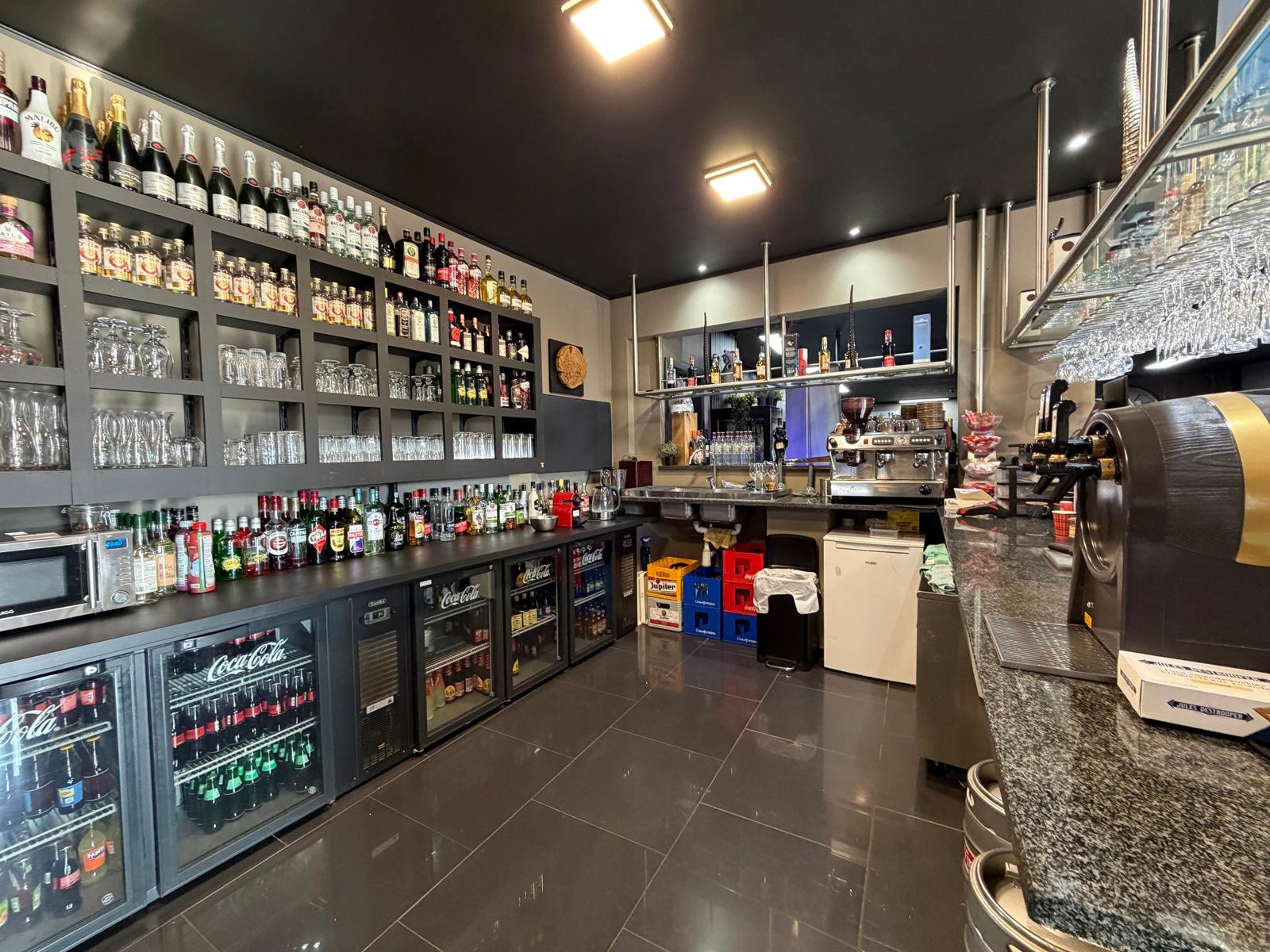 Opportunite d'investissement commercial, photo 3 sur 33