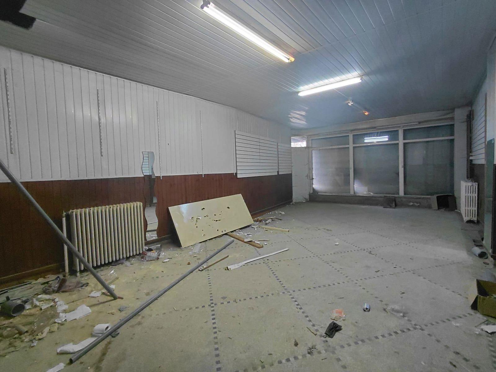 Commerce a louer, photo 1 sur 3