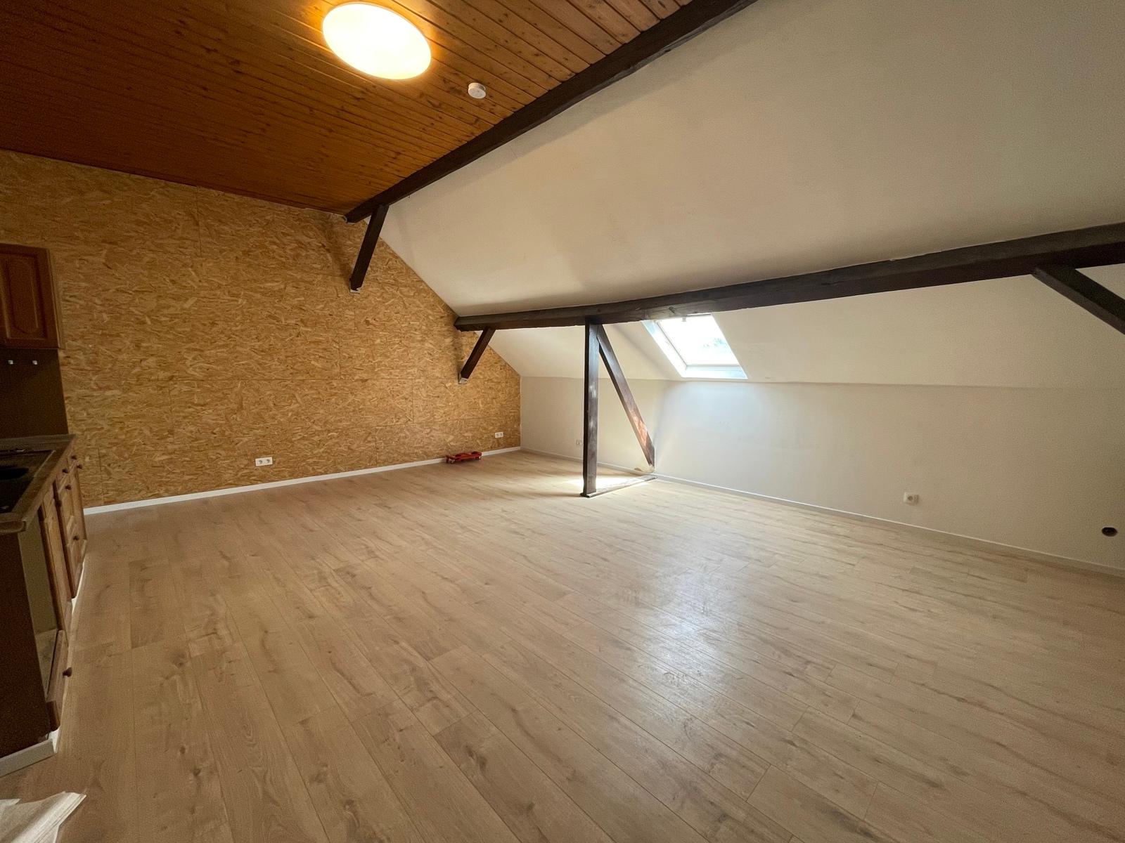 APPARTEMENT 1 CHAMBRE AU 3eme ETAGE, photo 1 sur 6