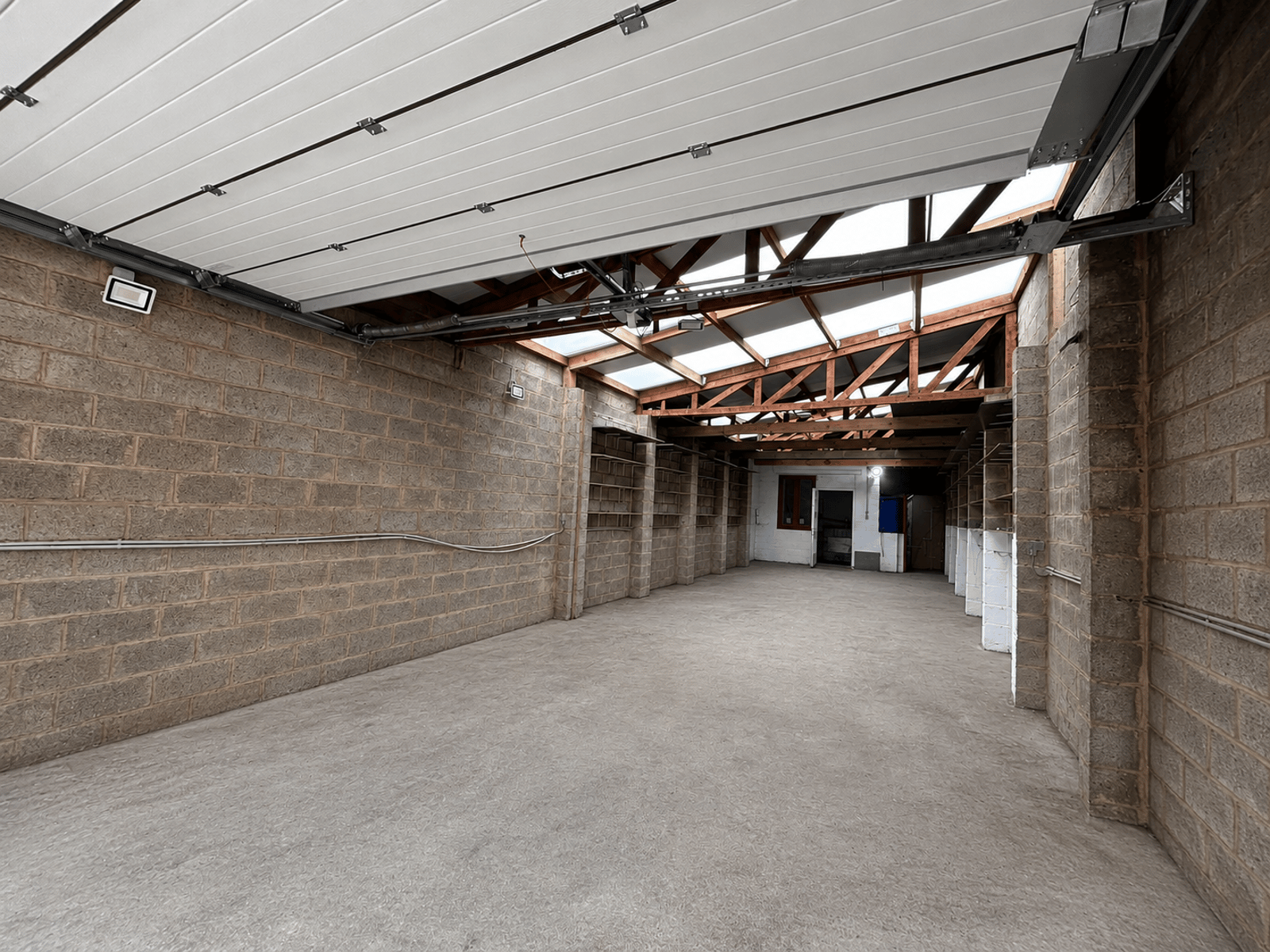 Garage/entrepôt a louer, photo 6 sur 16
