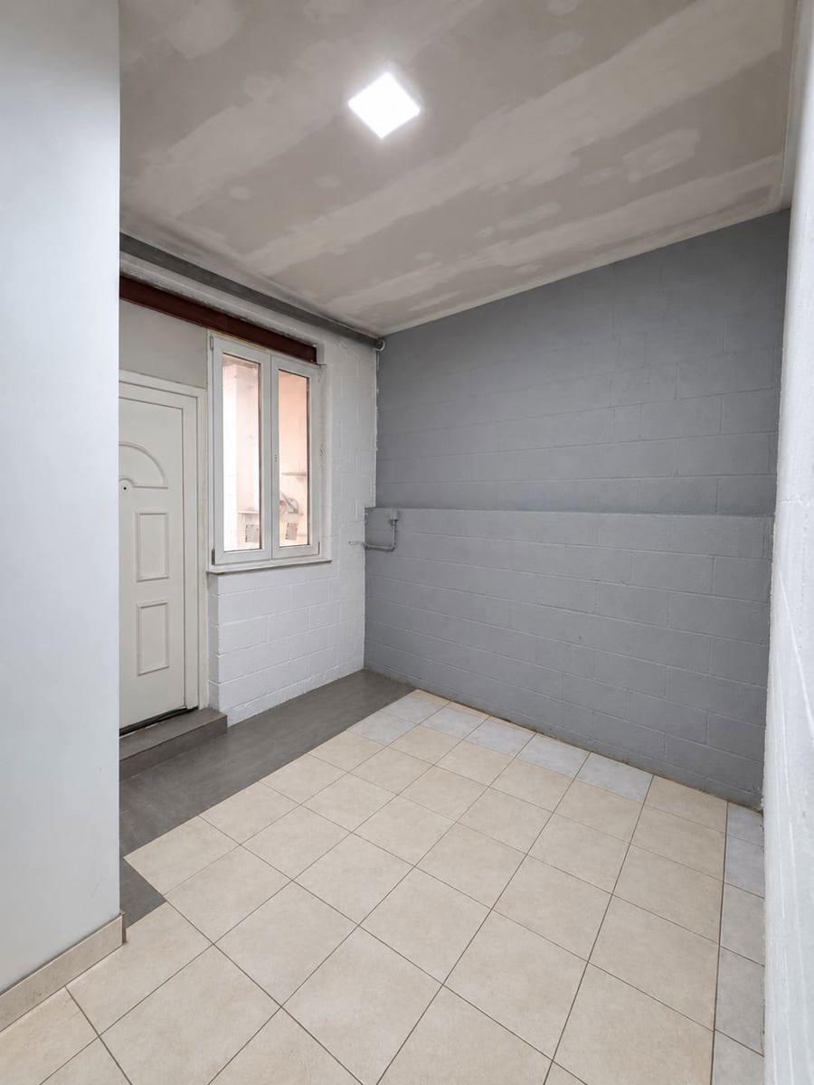 Garage/entrepot a louer, photo 8 sur 14