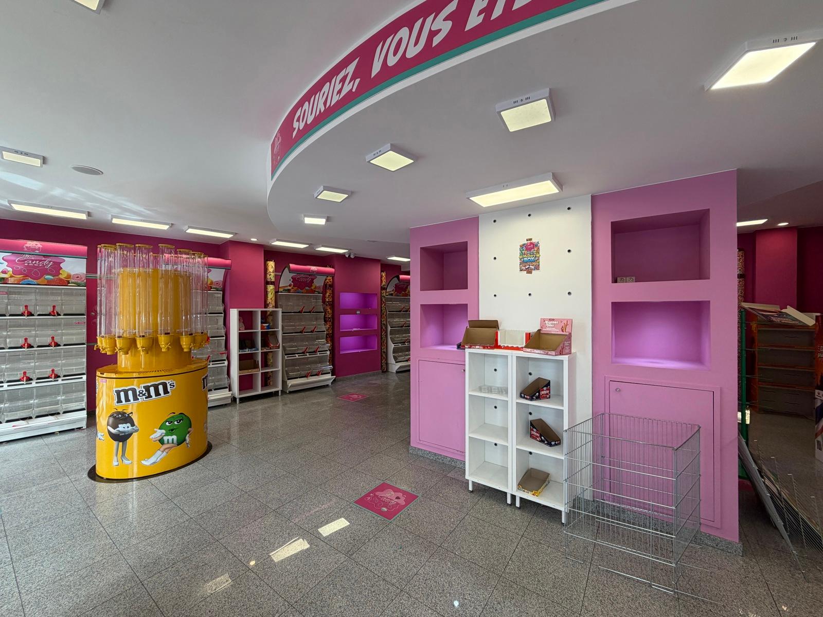 Commerce à louer – ± 100 m² – Excellente visibilité, photo 5 sur 11