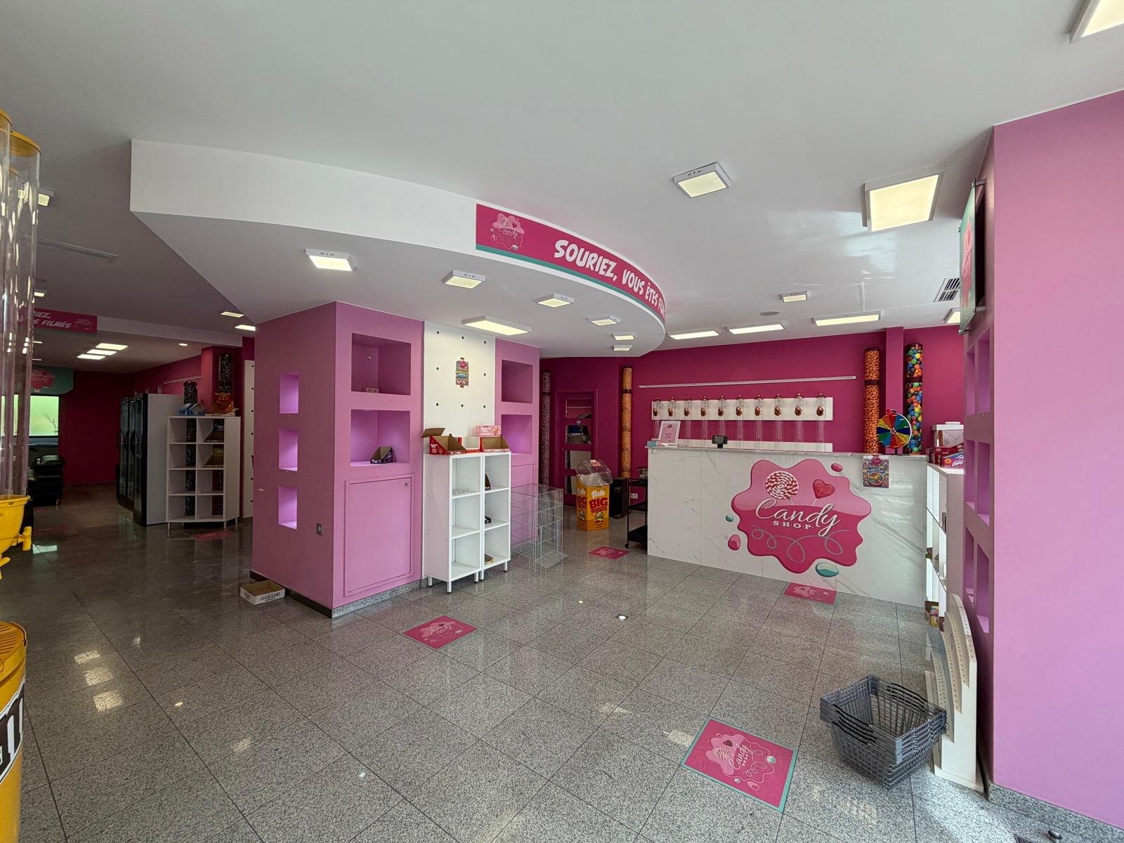 Commerce à louer – ± 100 m² – Excellente visibilité, photo 3 sur 11