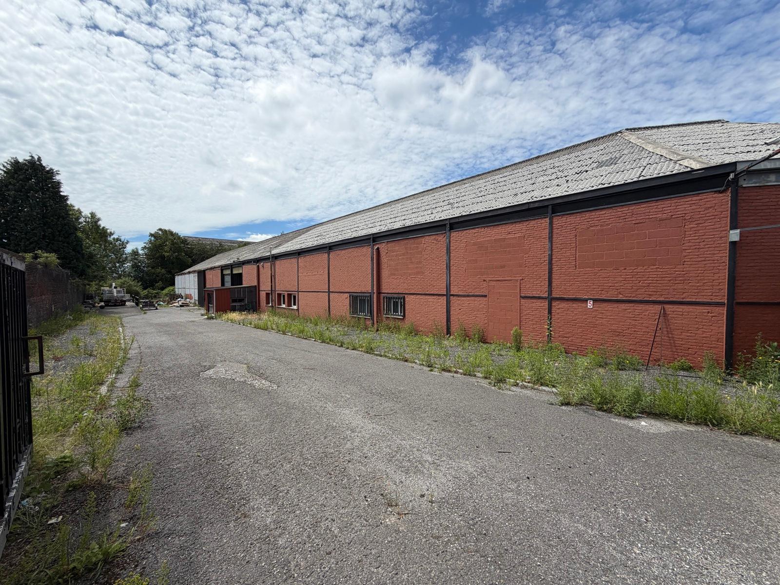 ENTREPÔT EXCEPTIONNEL DE 3500 m² 4 ENTREES, photo 5 sur 28