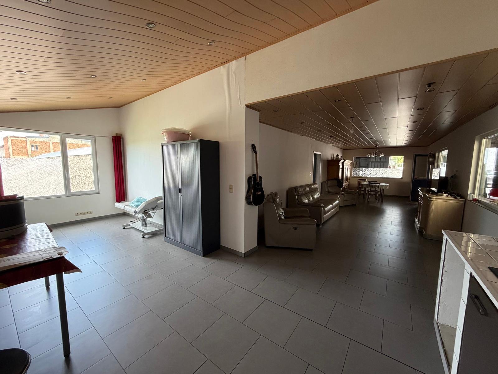 ENTREPÔT EXCEPTIONNEL DE 3500 m² 4 ENTREES, photo 22 sur 28