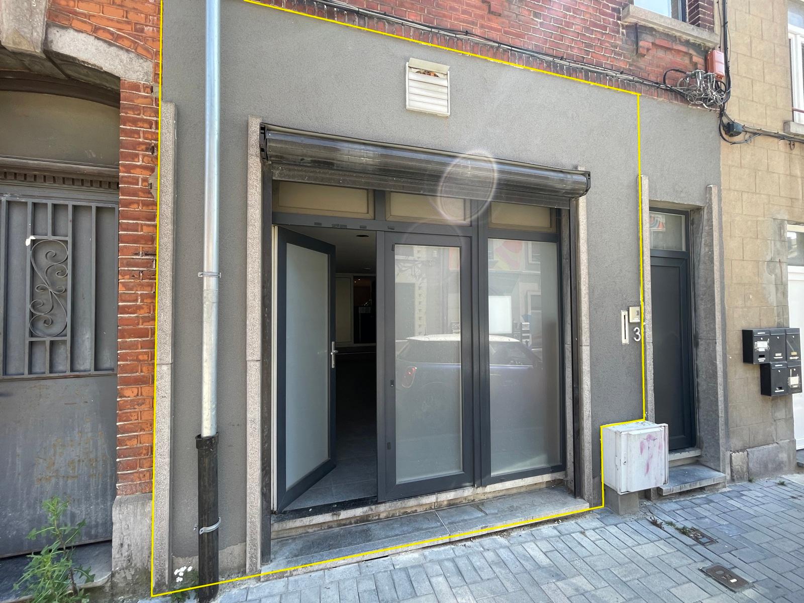 Commerce a louer - rue turenne 8 - 6000 Charleroi, photo 20 sur 20