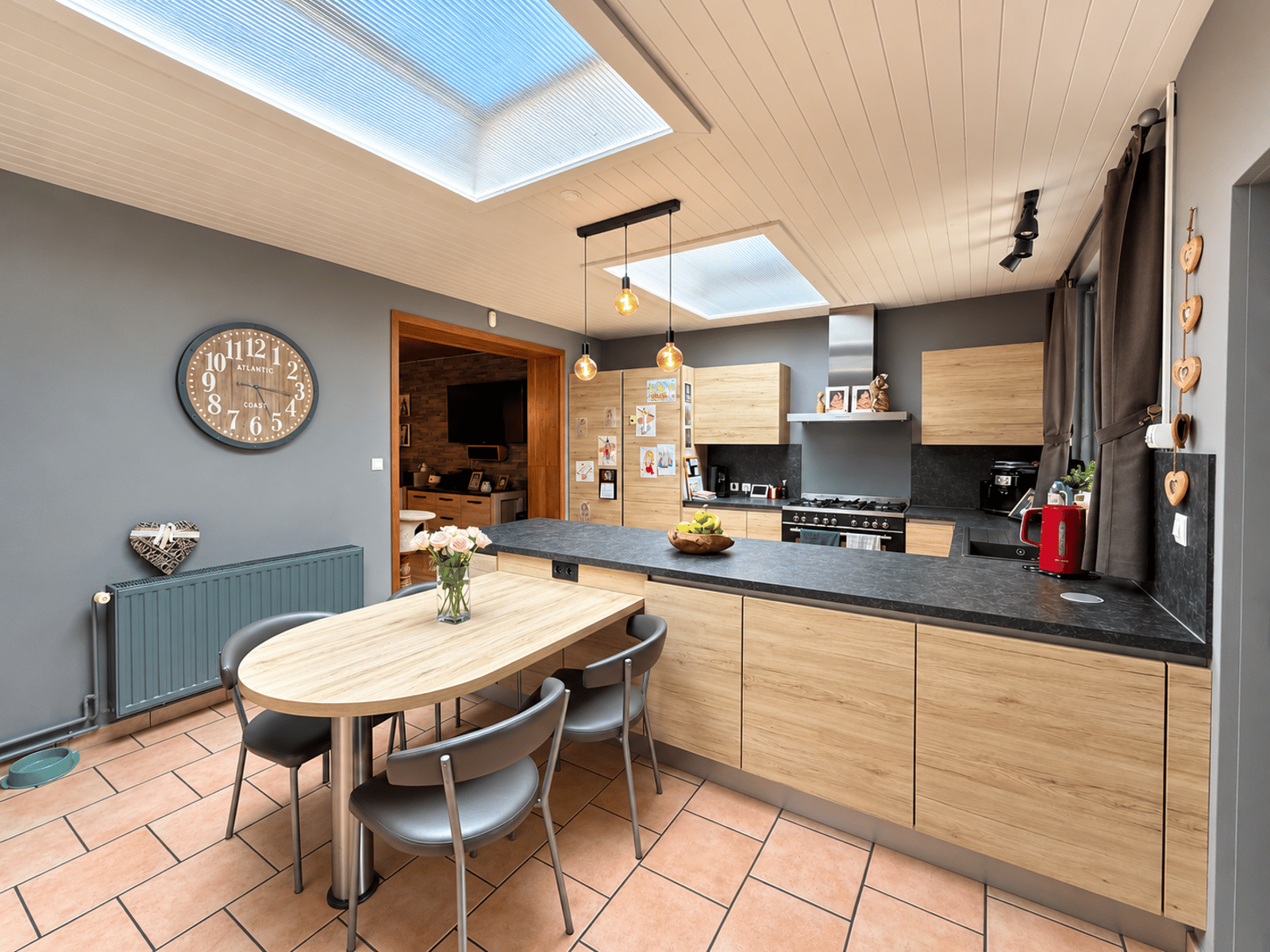 Maison 4 chambres avec jardin et 2 garages, photo 10 sur 26