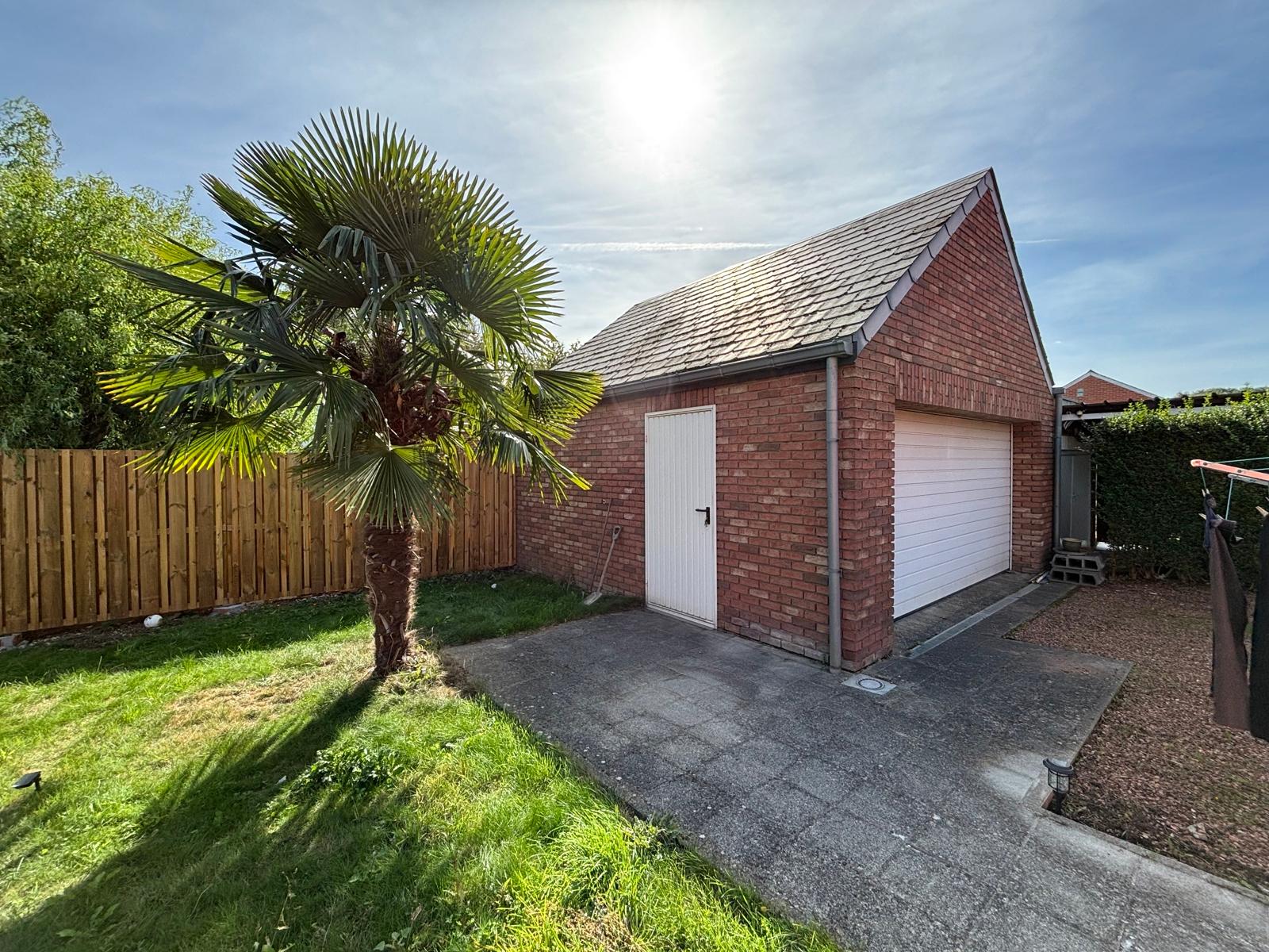 Villa plain-pied 2 chambres avec jardin et garage, photo 16 sur 17