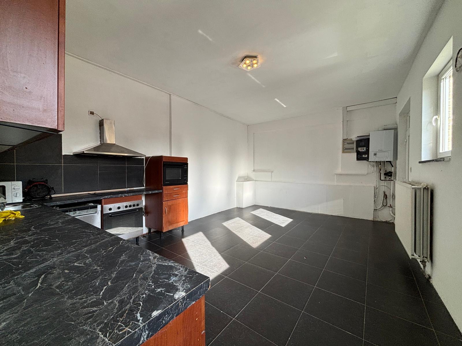 Appartement 1 ch sans exterieur entree par passage lateral, photo 2 sur 7