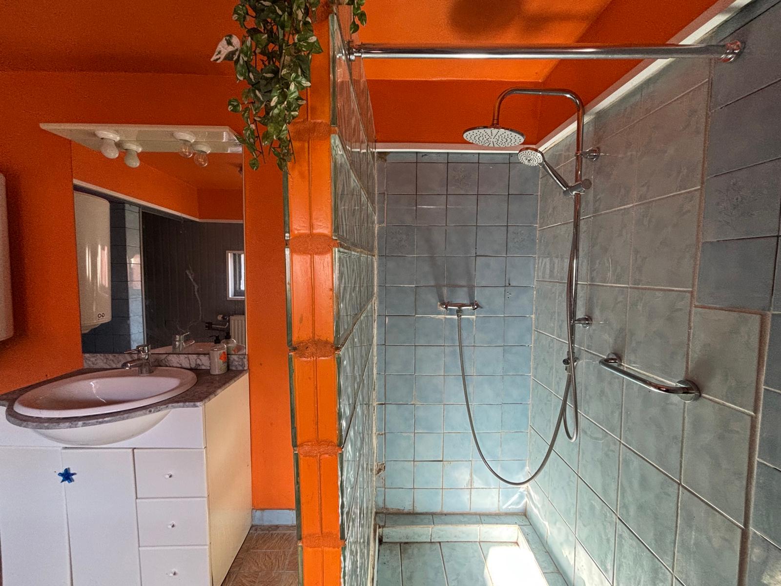 Maison 3 chambres a renover avec jardin et passage lateral, photo 15 sur 28