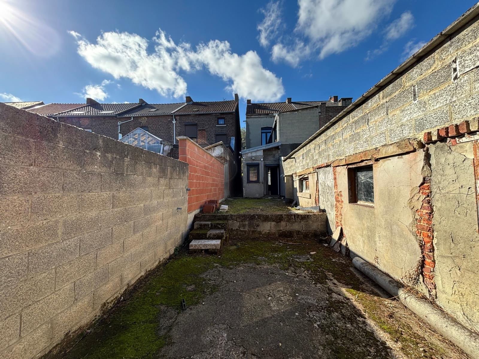 Maison 3 chambres a renover avec jardin et passage lateral, photo 12 sur 28