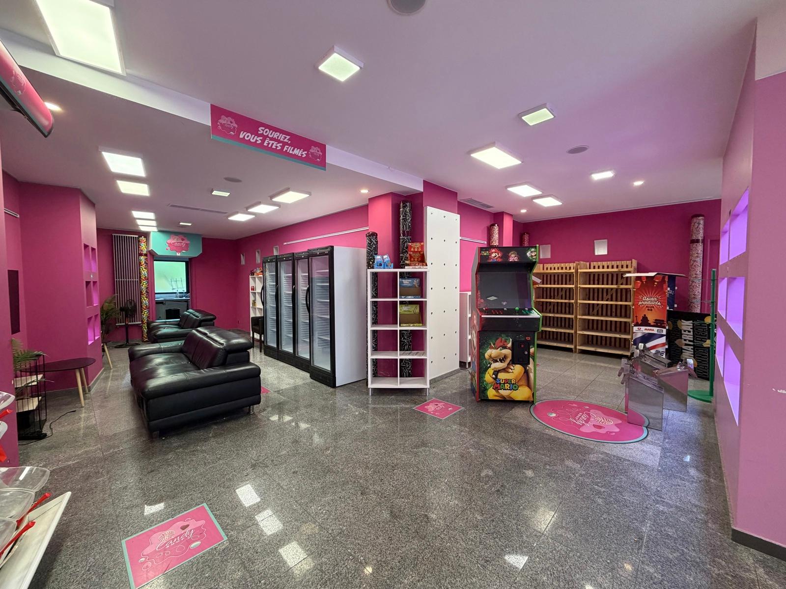 Commerce à louer – ± 100 m² – Excellente visibilité, photo 5 sur 11