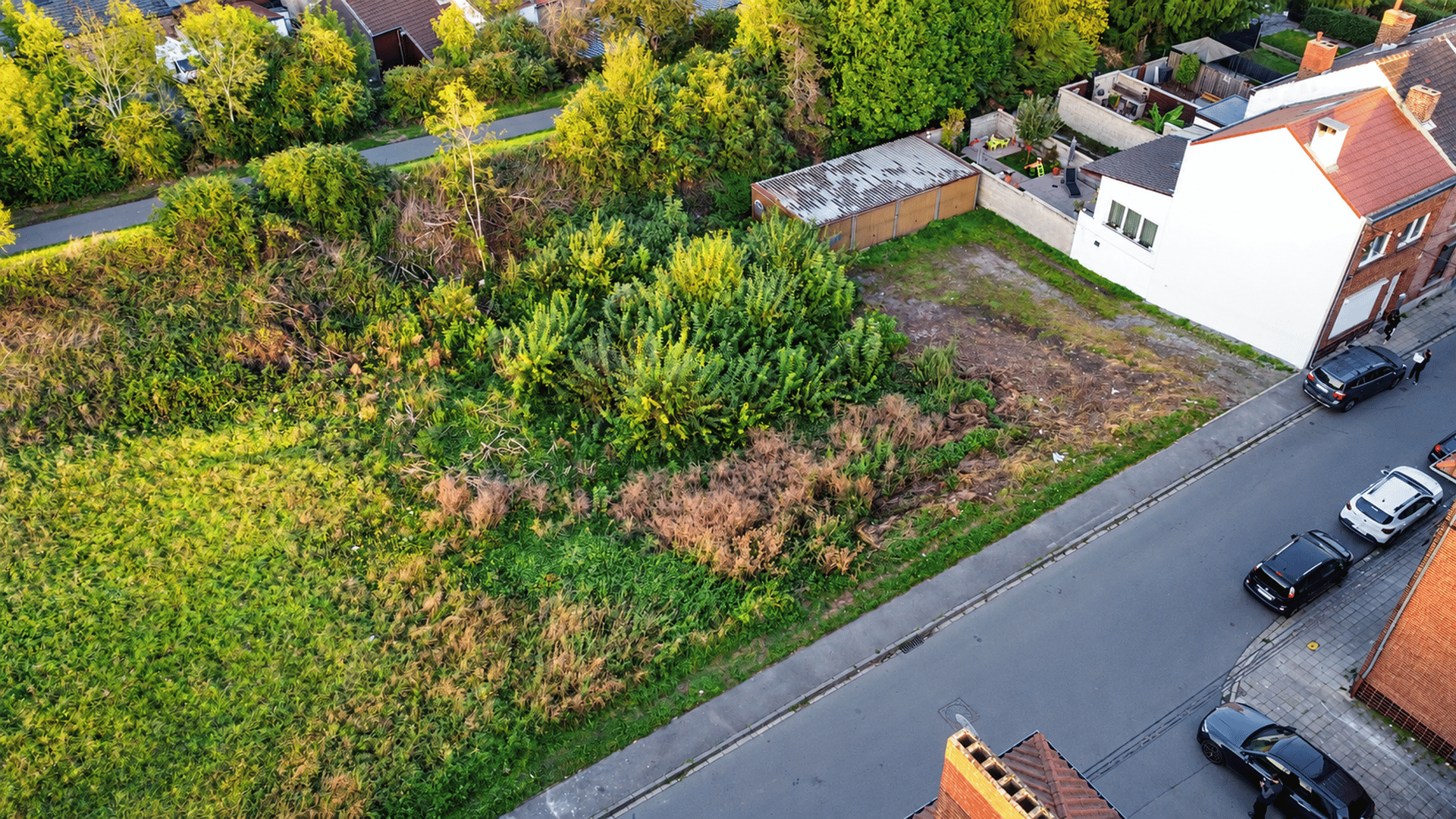 Terrain à vendre avec permis octroyé pour 8 appartements, photo 1 sur 19