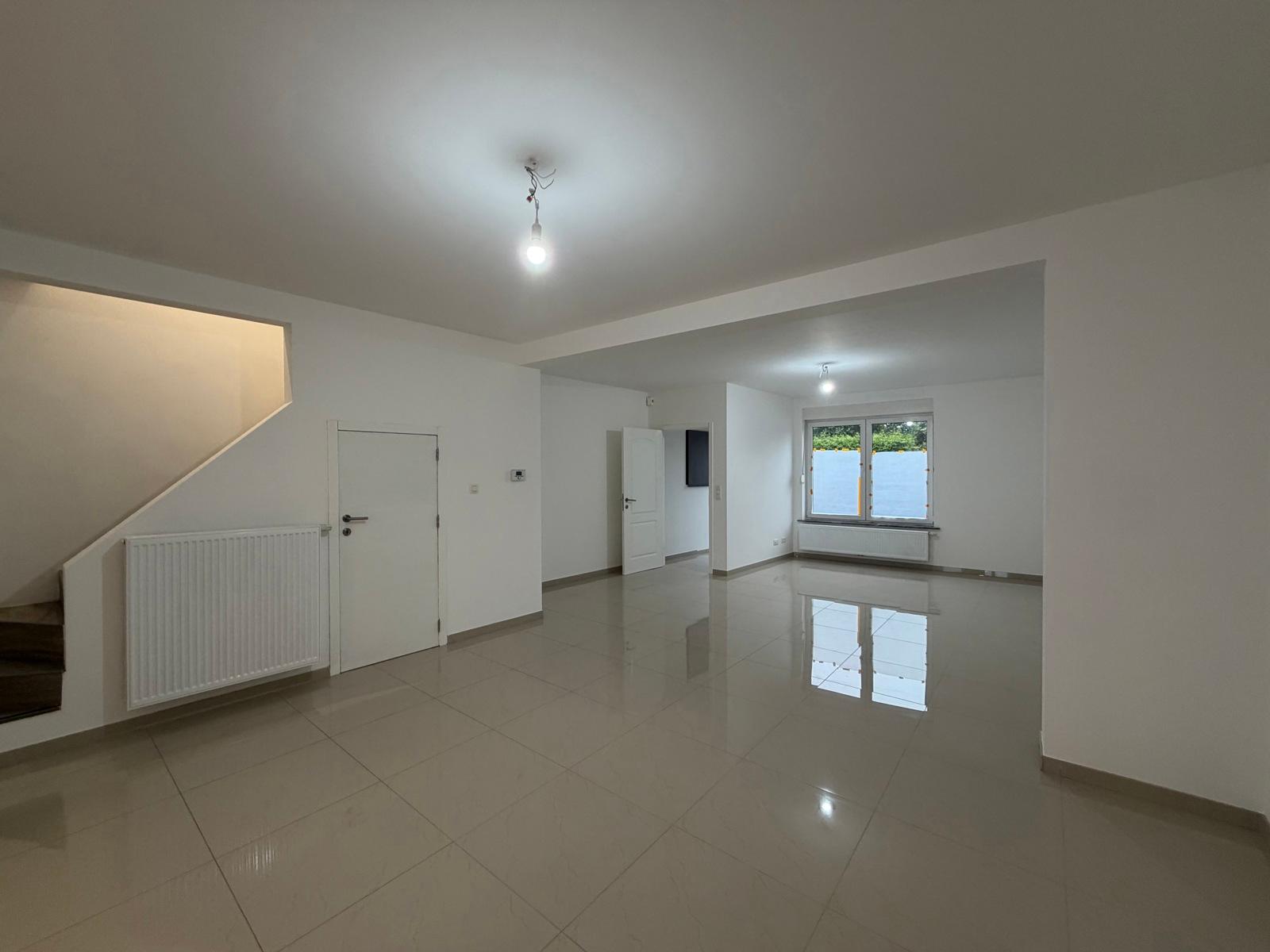 Maison rénovée 2 ch + 1 ch bebe avec jardin, photo 6 sur 17