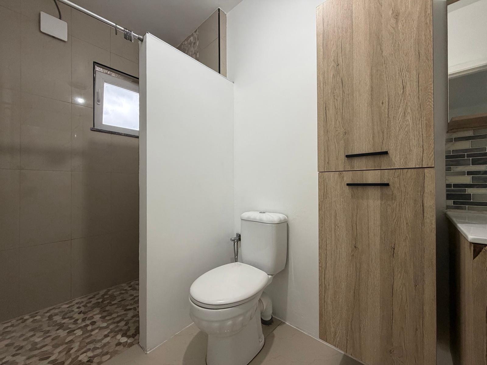 Maison rénovée 2 ch + 1 ch bebe avec jardin, photo 11 sur 17