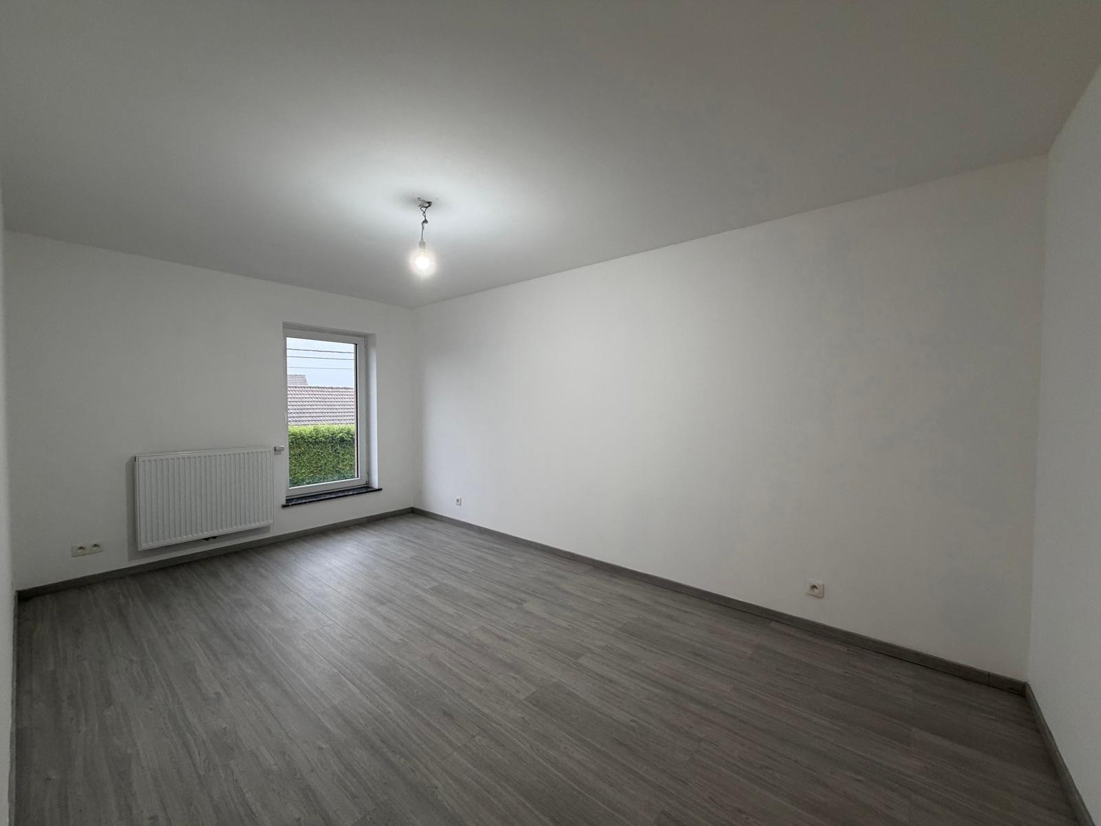 Maison rénovée 2 ch + 1 ch bebe avec jardin, photo 16 sur 17