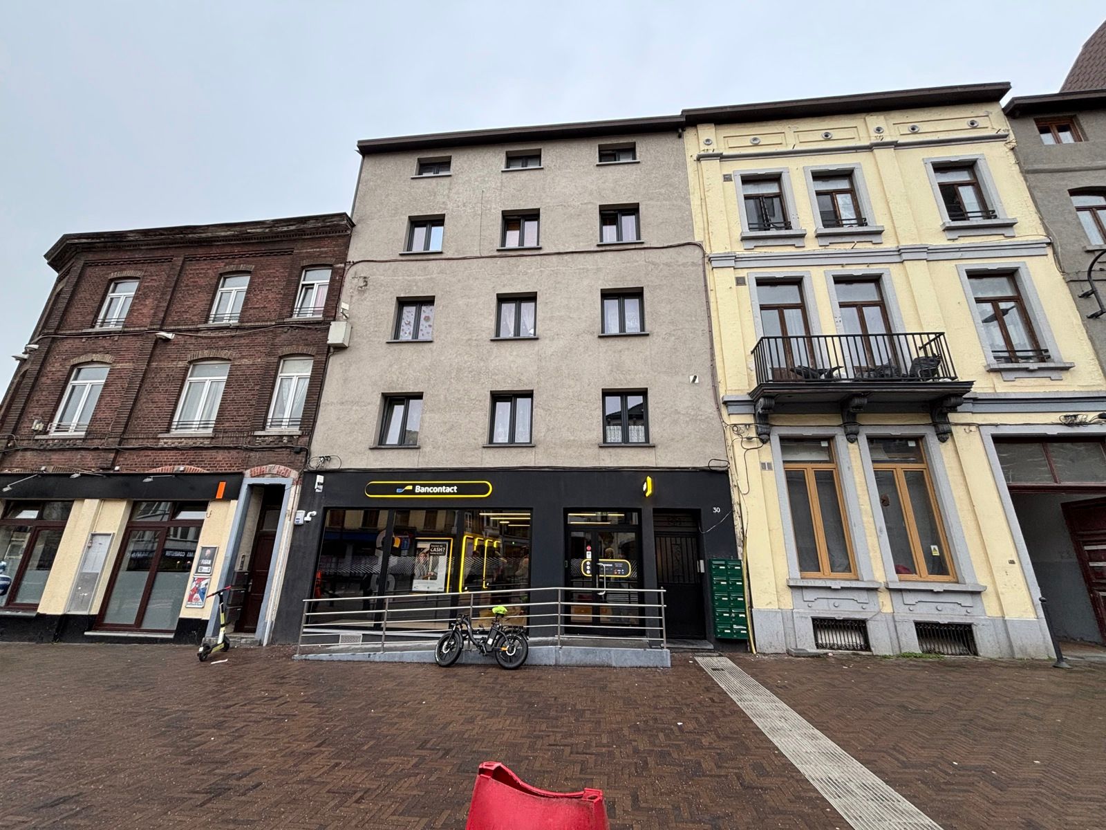 Immeuble de rapport à Charleroi — Charleroi