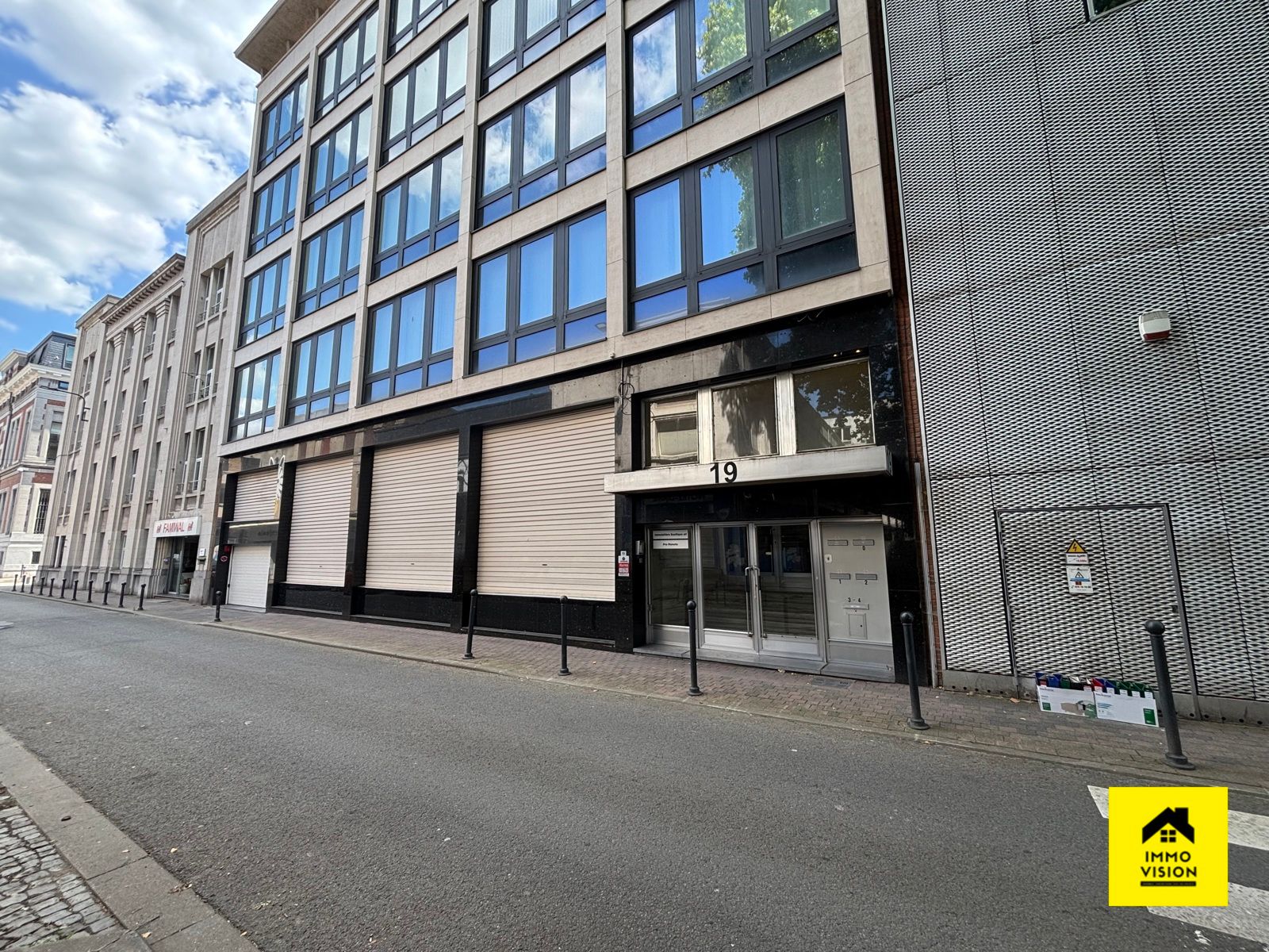 Bureau à Charleroi — Charleroi
