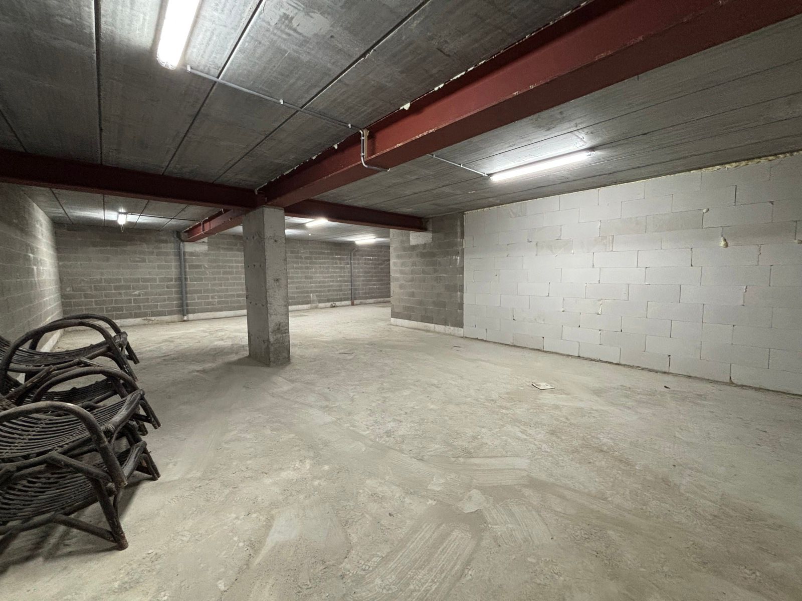Garage à Charleroi Montignies-sur-Sambre — Charleroi Montignies-sur-Sambre
