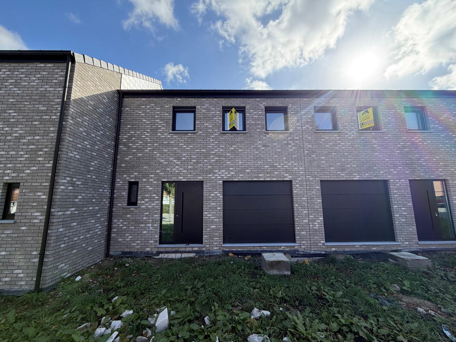 Maison gros-oeuvre ferme 3 chambres avec garage lot 2, photo 1 sur 21