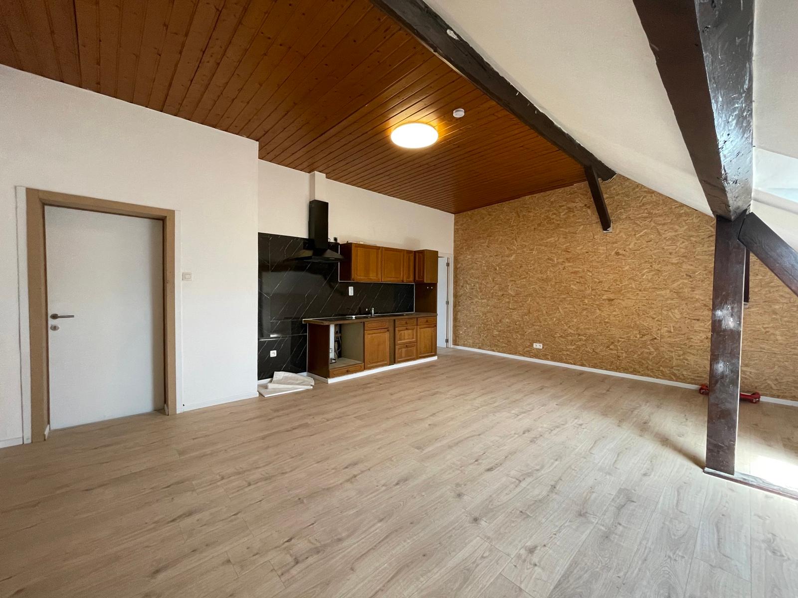 APPARTEMENT 1 CHAMBRE AU 3eme ETAGE, photo 1 sur 6