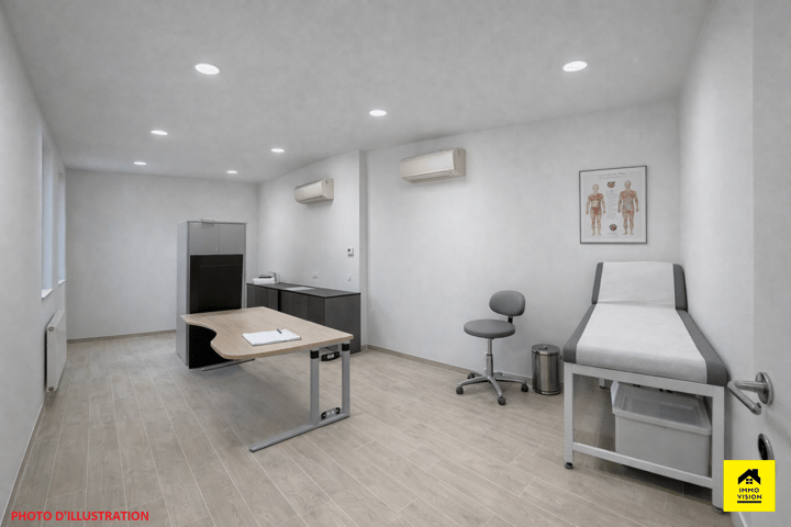 Bureau à louer à Charleroi Montignies-sur-Sambre, photo 1 sur 12