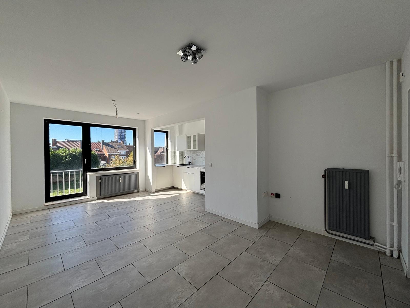 Appartement 1 chambre au 2eme etage avec ascenseur, photo 1 sur 11