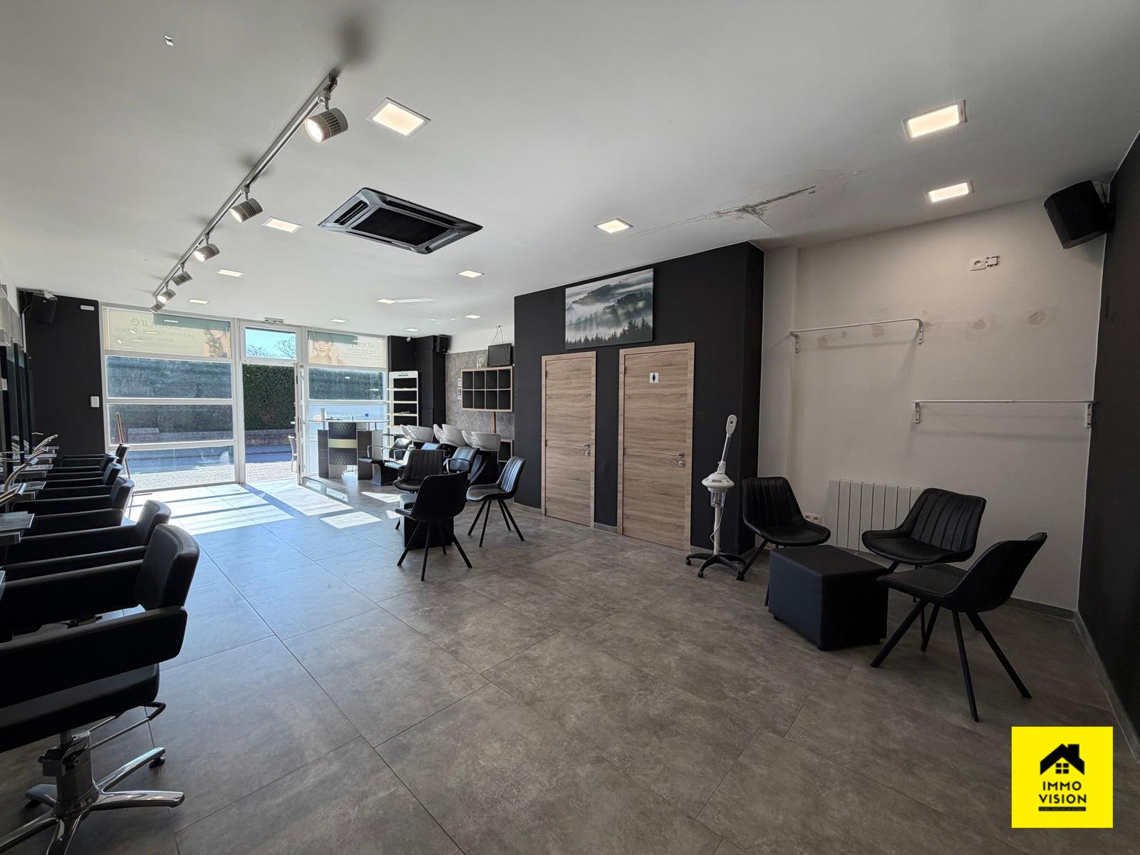 Opportunité pour salon de coiffure homme/femme, photo 1 sur 10
